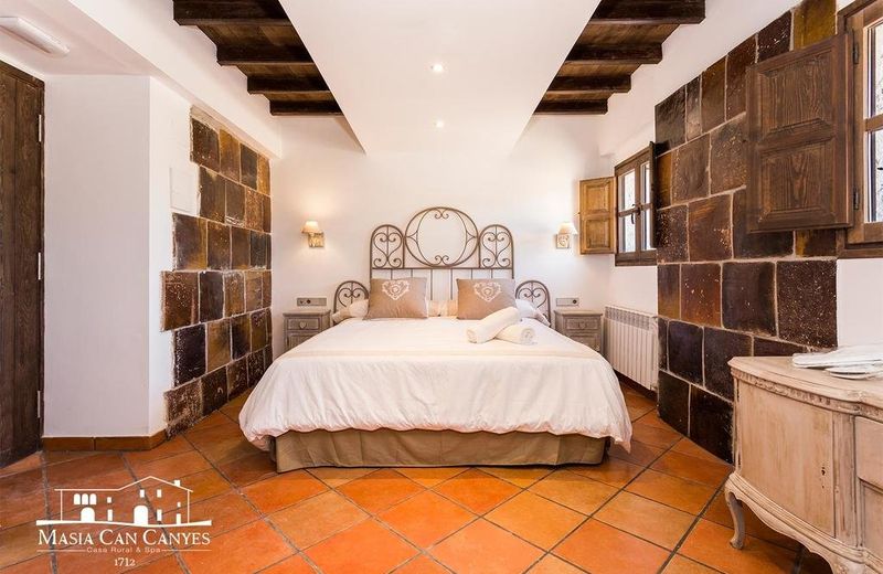Masia Can Canyes & Spa