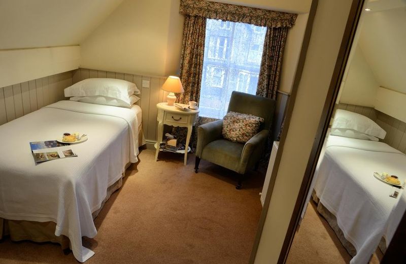 Clare House Hotel