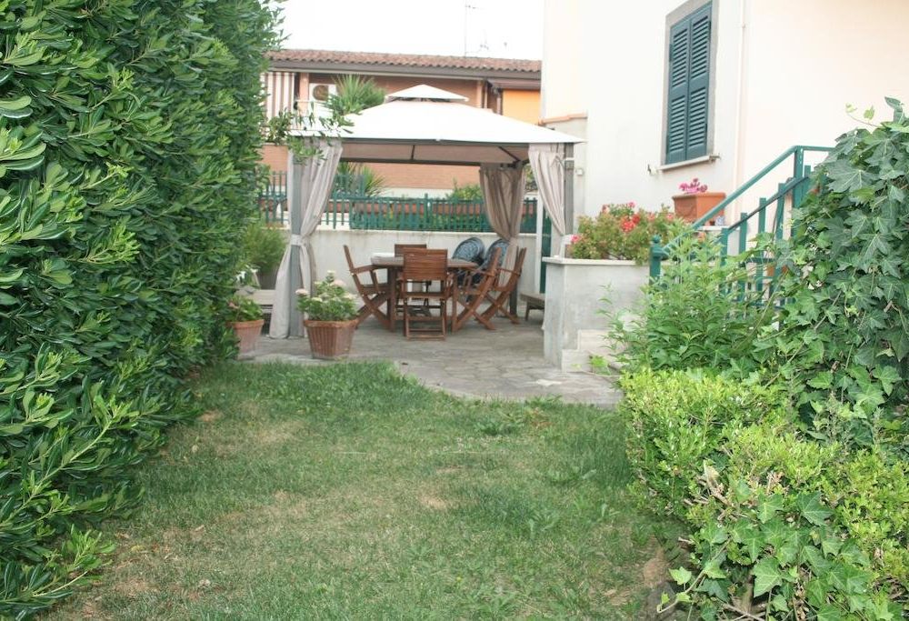Outdoor Pictures 11