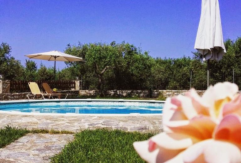 Stratos Villas