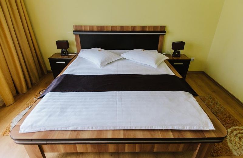 Hotel Dobsi