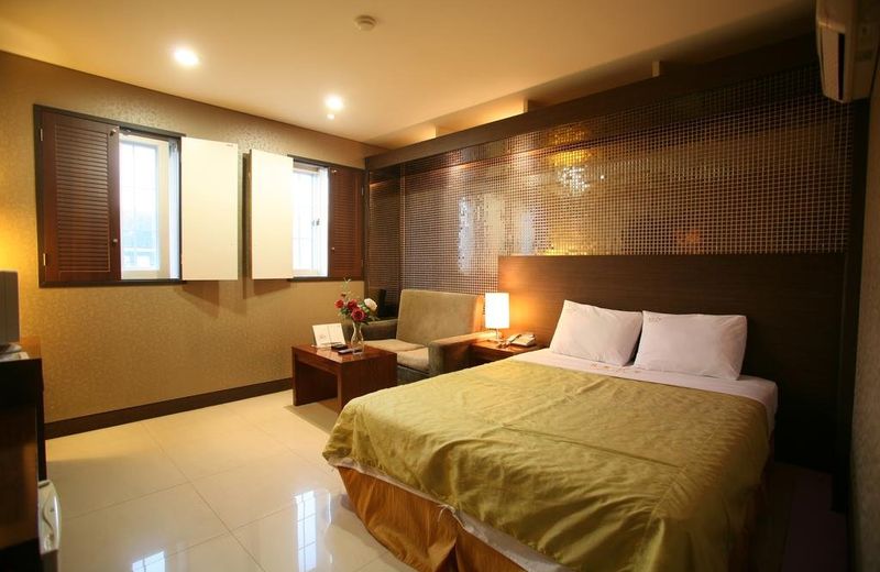 MERIDIEN