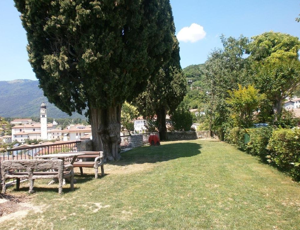 Outdoor Pictures 11