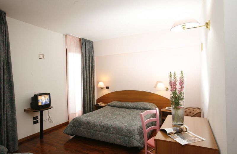 Hotel Tetto delle Marche - Ristorante dei Conti