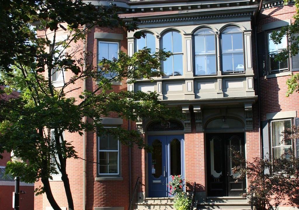 Encore Bed & Breakfast