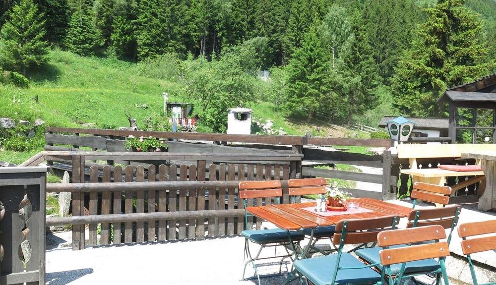 Outdoor Pictures 10
