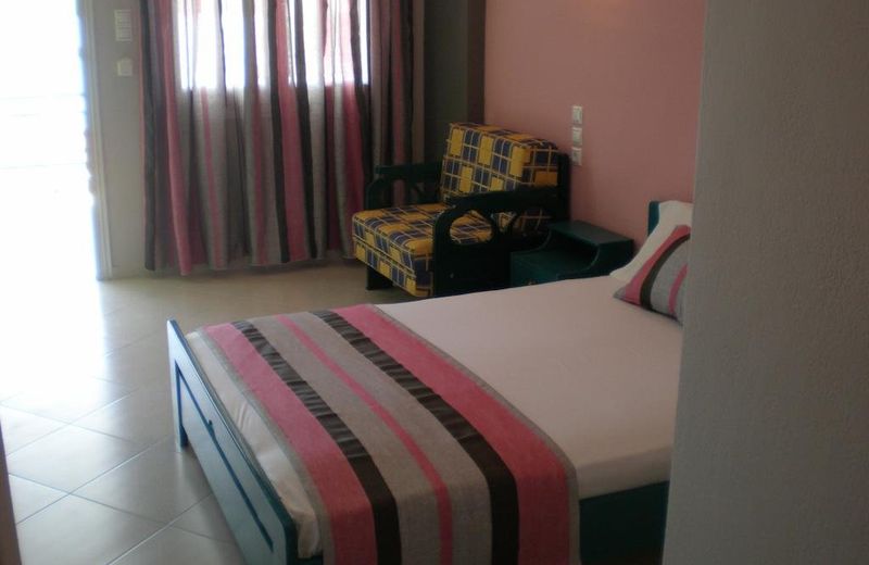 ALMIRA ROOMS