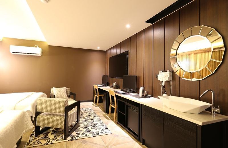 V Hotel Gimhae