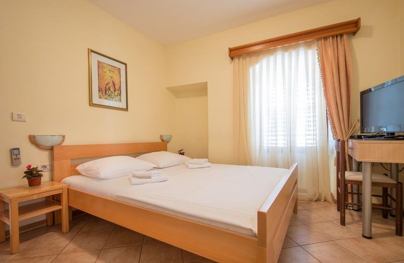 Hotel Rendez Vous