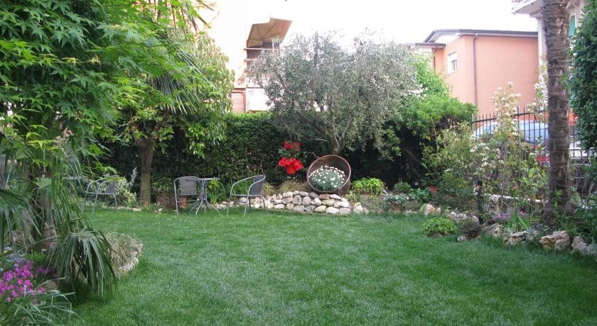 Outdoor Pictures 21