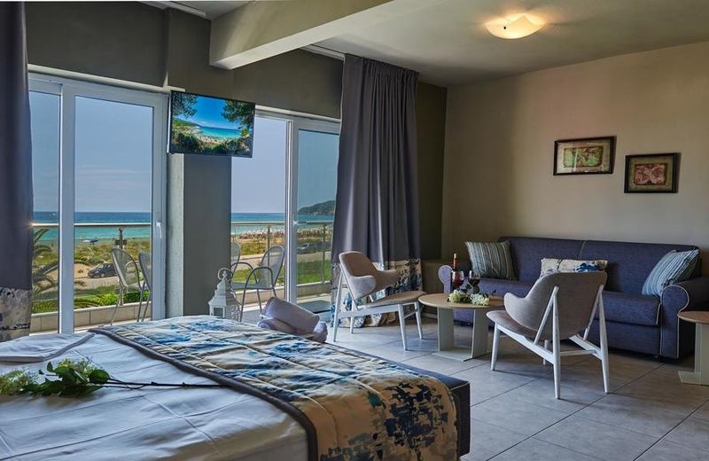 Hotel Sarti Beach