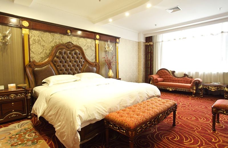 Pulandian Faguo Hotel