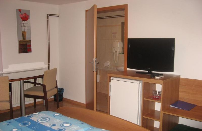 Apartmaji in sobe RaMar