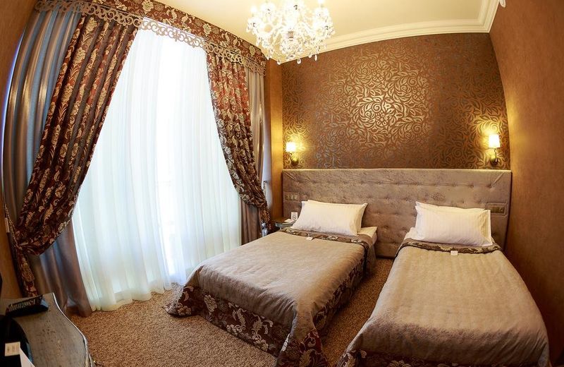 Boutique Spa Casino Hotel Lybid Plaza