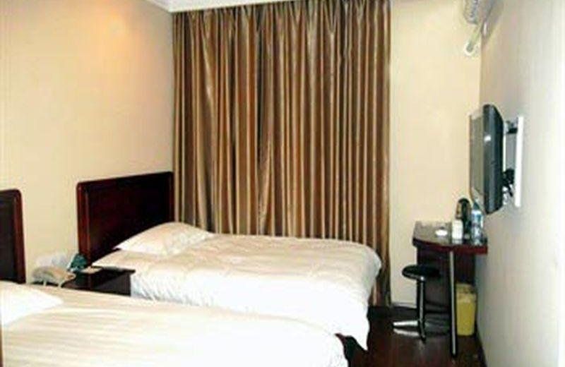 GreenTree Inn JiangSu SuZhou ChangShu South HaiYu Road Walking Street Business Hotel
