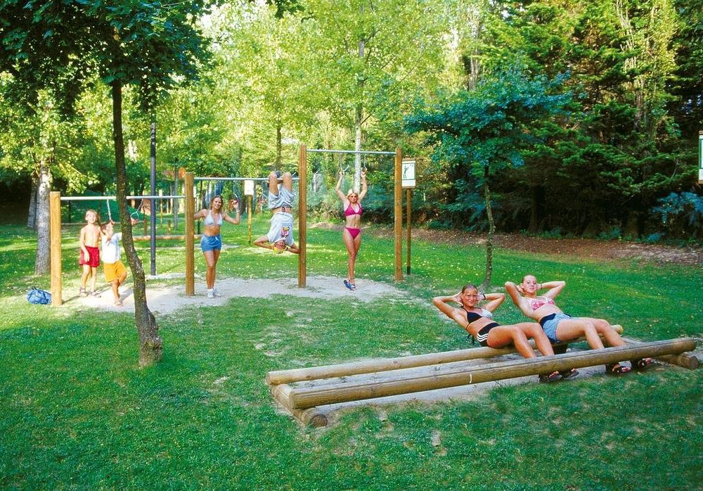 Outdoor Pictures 19