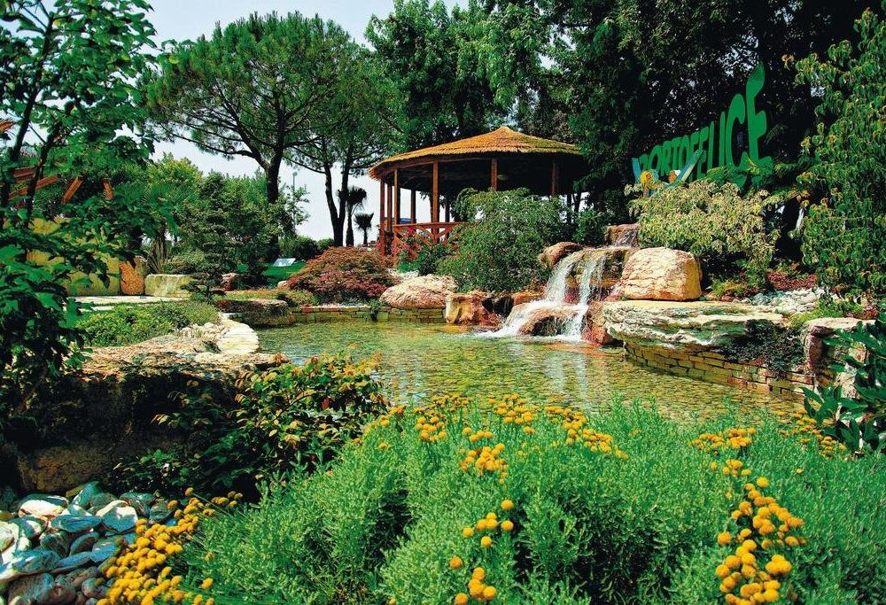 Outdoor Pictures 20