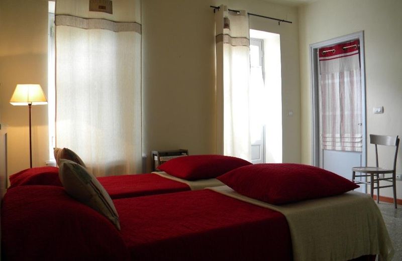 B&B Autin