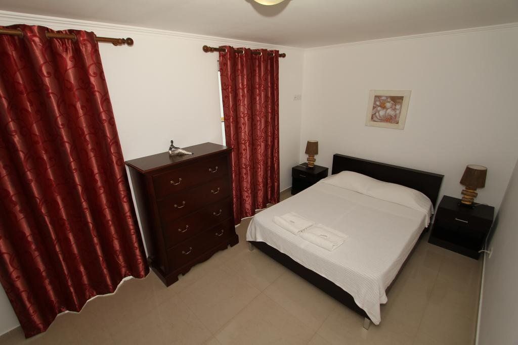Costa & Isaias Apartamentos
