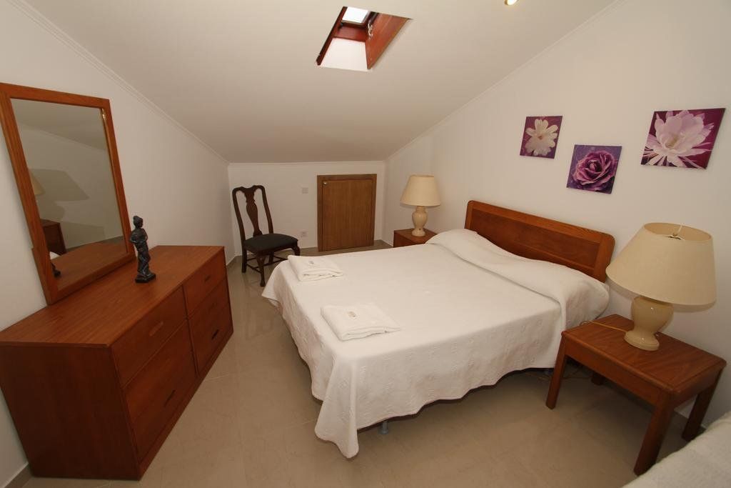 Costa & Isaias Apartamentos