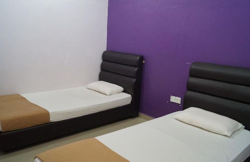 Deena Hotel