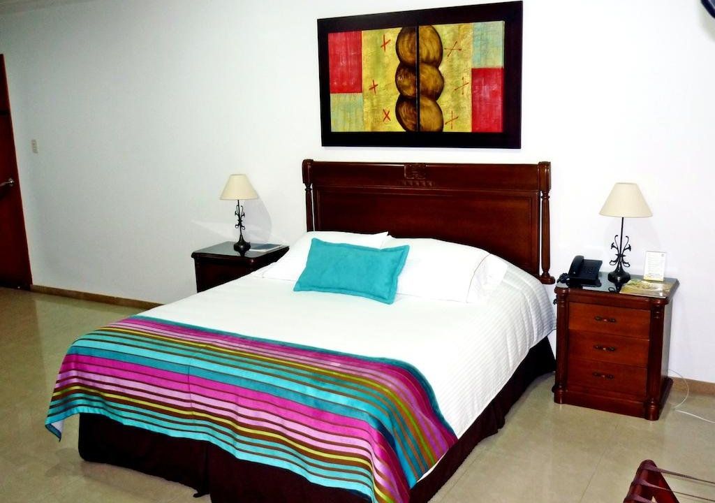 Hotel Costa Bonita