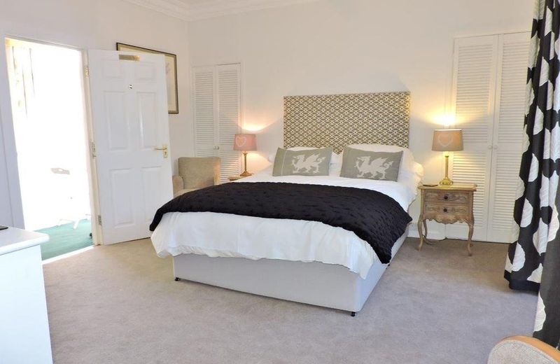 Tides Reach Guest House