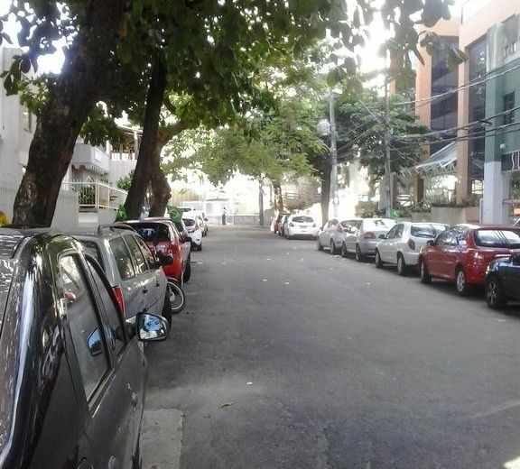 Seu Quarto na Barra