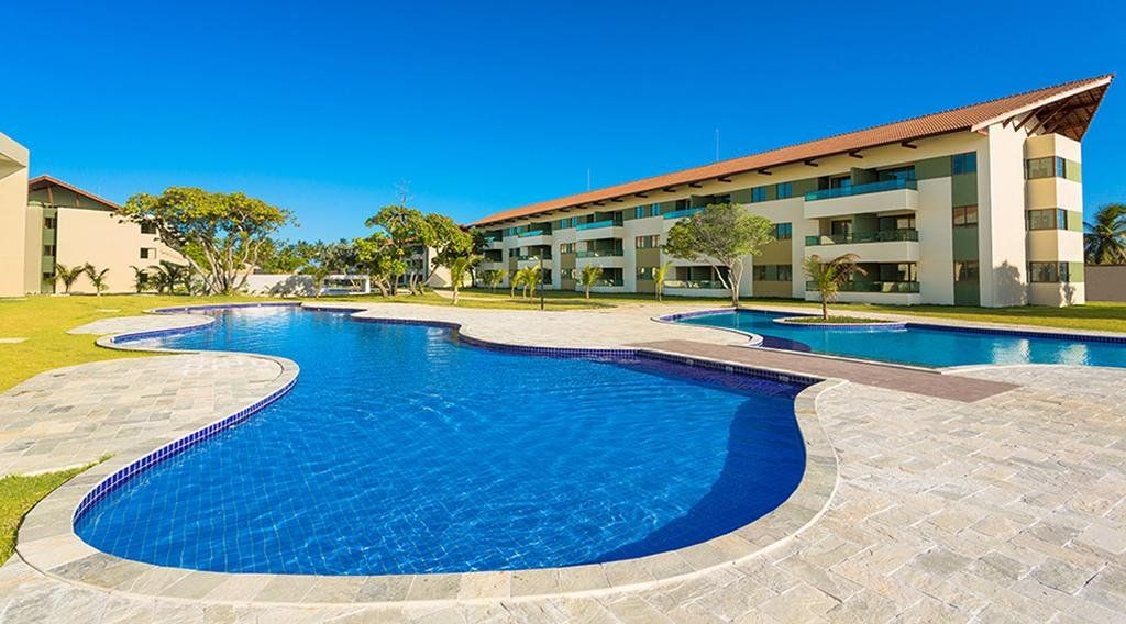 Carneiros Beach Resort