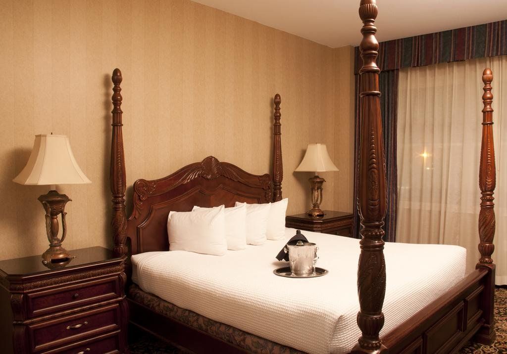 Carnegie Hotel & Spa