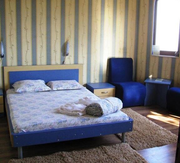 Family Hotel Emaly 1