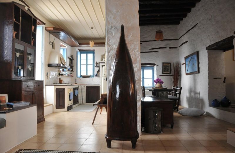 Artist's Haven Villa in Hydra