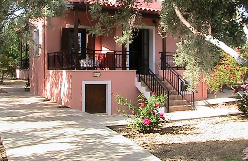 Modern Holiday Home in Sfakaki Crete with Swimming Pool