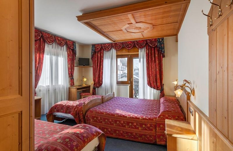 Family Hotel La Perla