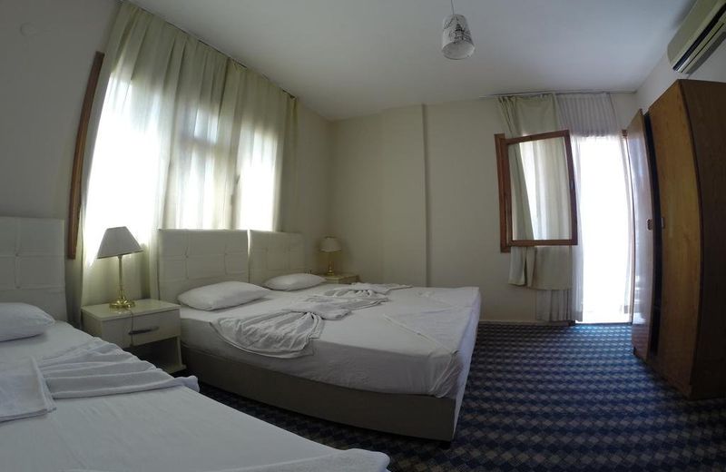 Karya Hotel