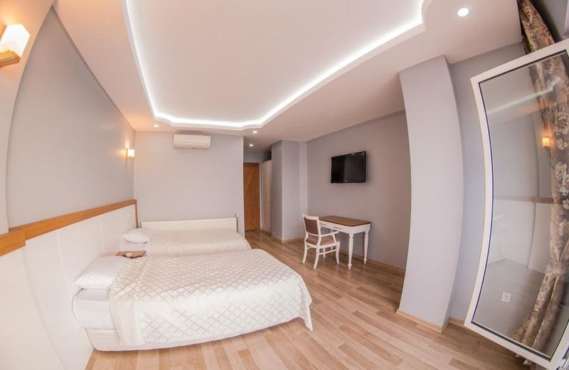 Yildiz Hotel