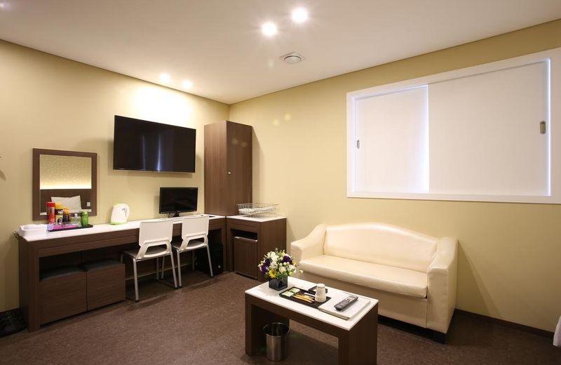 Zzam Hotel