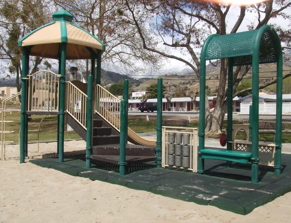 Outdoor Pictures 18