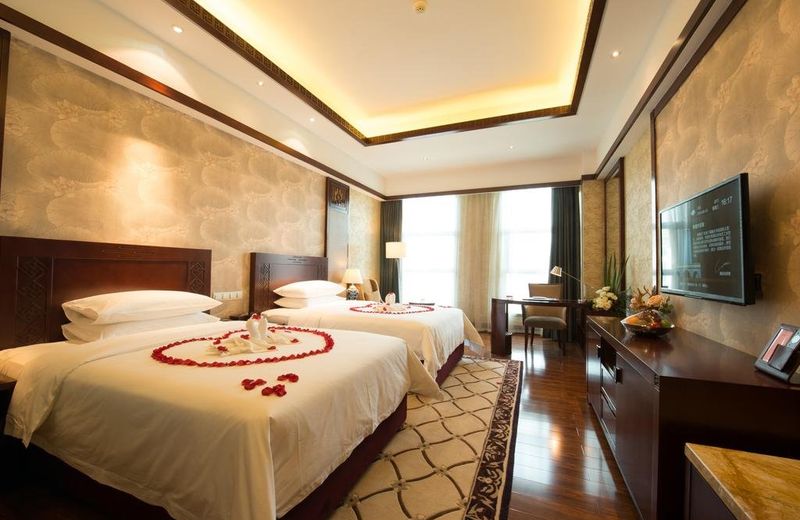 Huachen International Hotel