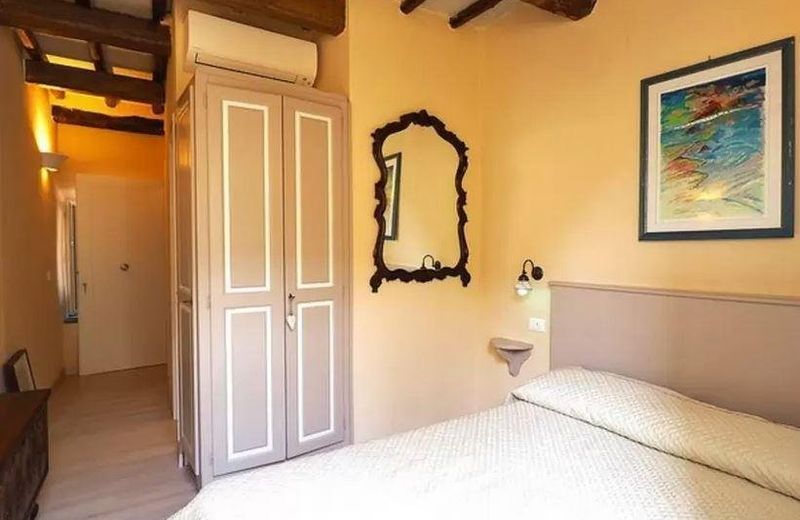Ricky Rooms