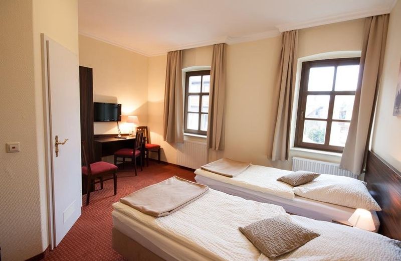 Linde Restaurant & Hotel