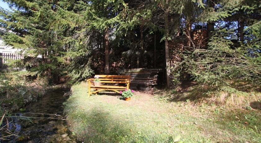Outdoor Pictures 19