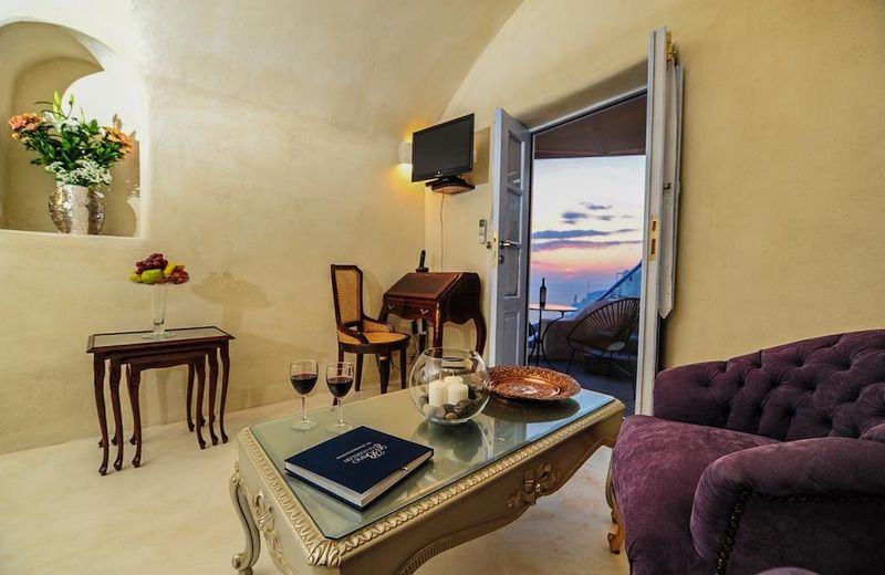 Kastro Oia Houses