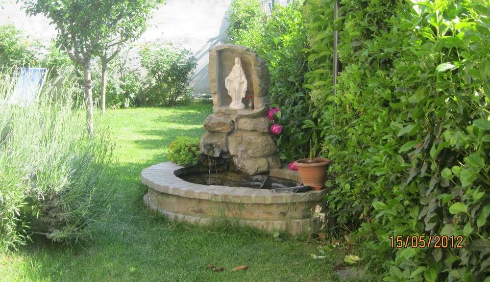 Outdoor Pictures 17