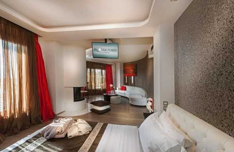 Iakovakis Suites & Spa