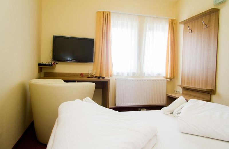 Corvina Hotel-Restaurant