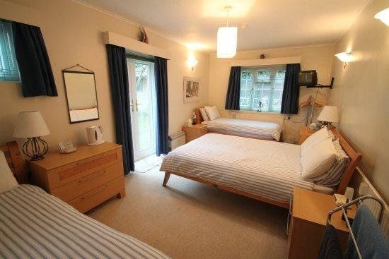 Woodacre B & B