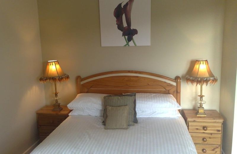DEBARRA LODGE