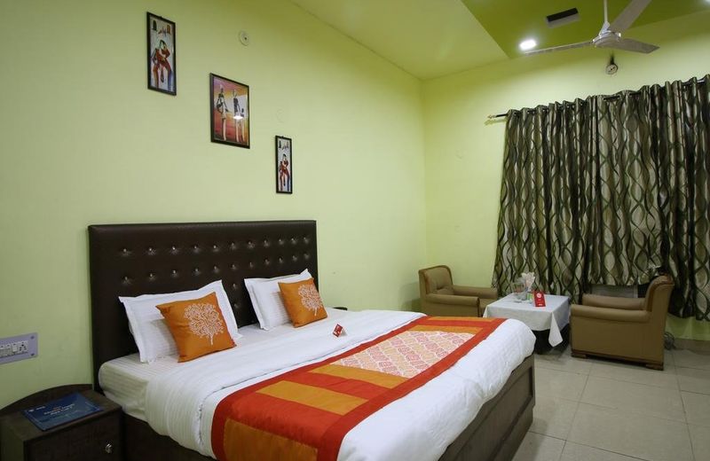 Motel Divine International