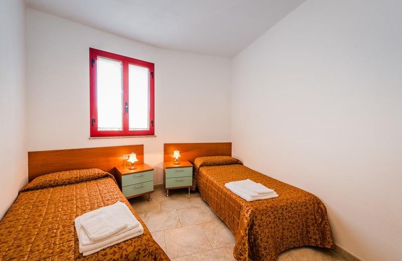 VILLAGGIO PUNTA ALICE SRL